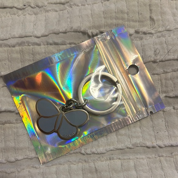 RARE ✨🪩Coach Silver Butterfly keychain Metal - Picture 2 of 3